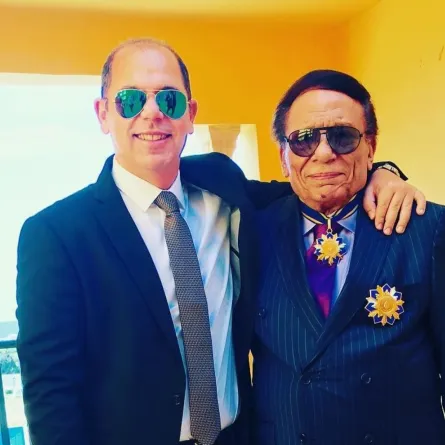 رامي إمام مع والده الزعيم عادل إمام- الصورة من حساب رامي على إنستغرام