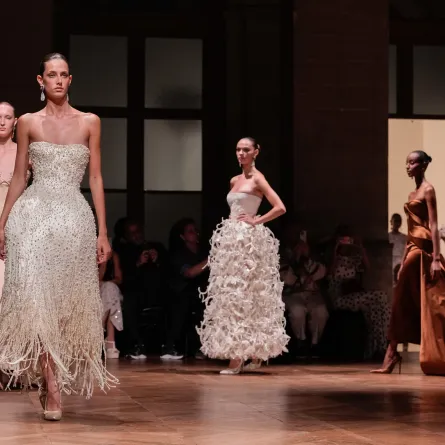 تصاميم جورج حبيقة للأزياء الراقية خريف وشتاء 2025 - 2026 - الصورة من Launchmetrics/Spotlight © 