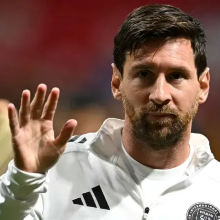 ليونيل ميسي في ملعب مرسيدس بنز في أتلانتا "Lionel Messi at the Mercedes-Benz stadium in Atlanta" - مصدر الصورة: Paul ELLIS / AFP