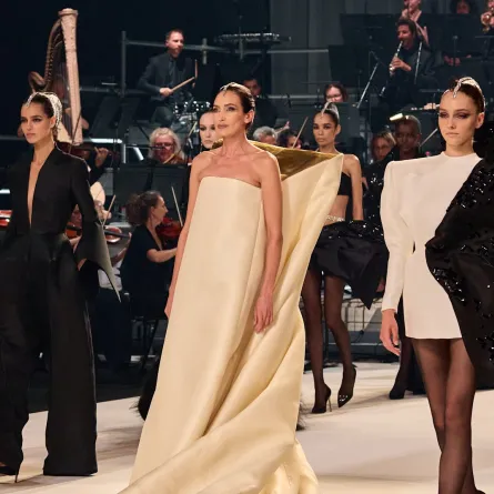 ستيفان رولان في أسبوع باريس للموضة خريف وشتاء 2025 - 2026 Stephane Rolland - الصورة من © Launchmetrics/Spotlight 