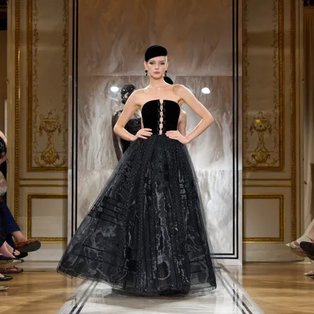 فستان من أرماني بريفيه Armani Prive -الصورة من Launchmetrics/Spotlight ©