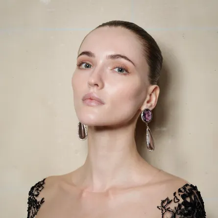 اختيار وتطبيق البودرة المضغوطة كالمحترفات