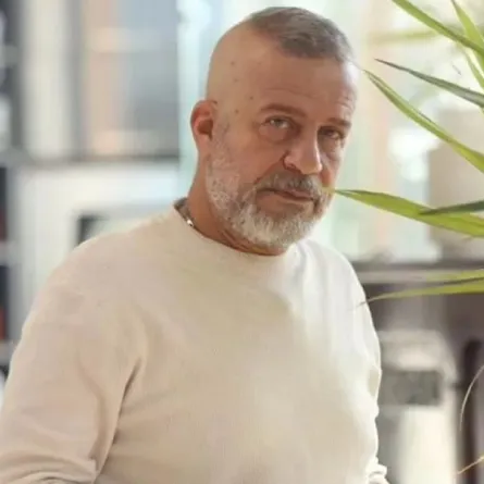 شريف منير- الصورة من حسابه الرسمي على إنستغرام