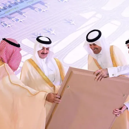 تشمل أبرز ملامح المشاريع المستقبلية توسعة هي الأولى من نوعها في تاريخ مطار الملك فهد الدولي