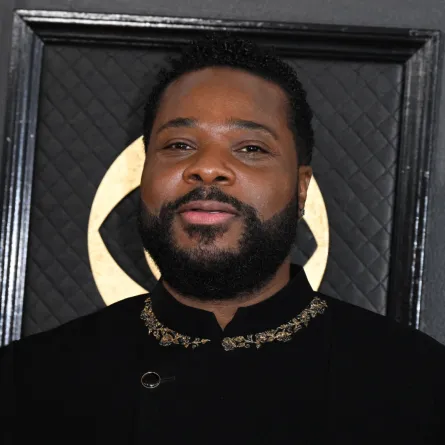 مالكولم جمال وارنر في حفل توزيع جوائز غرامي ( Malcolm-Jamal Warner at the Grammy Awards ). مصدر الصورة: Robyn BECK / AFP