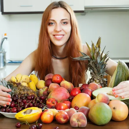 أفضل الخضروات والفواكه للتخلص من انتفاخ القولون Image By Freepik