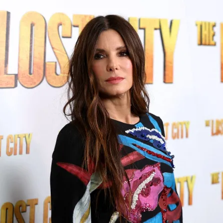 ساندرا بولوك في نيويورك - Sandra Bullock in  Whitby Hotel  in New York - مصدر الصورة  Jamie McCarthy / GETTY IMAGES NORTH AMERICA / Getty Images via AFP