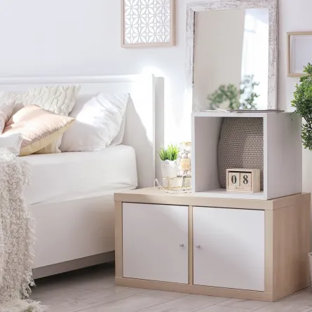 تصميم لطاولة السرير يضمن التخزين الأنيق