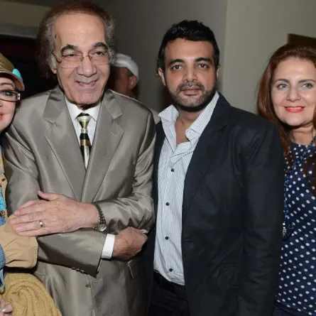 شهيرة برفقة زوجها الراحل محمود ياسين وابنائهما- الصورة من المركز الصحفي لمهرجان الإسكندرية