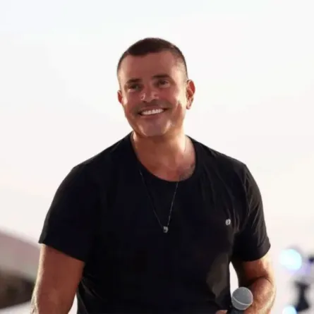 عمرو دياب- الصورة من حسابه على إنستغرام