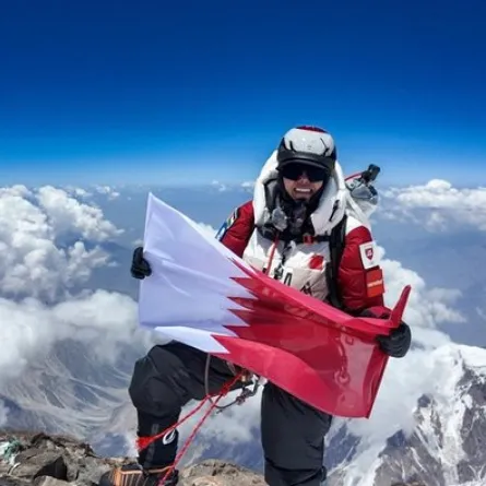 أسطورة تسلق الجبال.. القطرية الشيخة أسماء آل ثاني تصل إلى قمة نانغا - الصورة من وكالة الأنباء القطرية