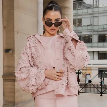 الفنانة درة من عرض أزياء المصمم اللبناني جورج حبيقة - الصورة من مكتبها الإعلامي