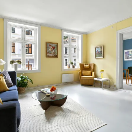 منزل منسقة ديكوراته وألوانه