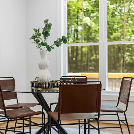 غرفة طعام مودرن