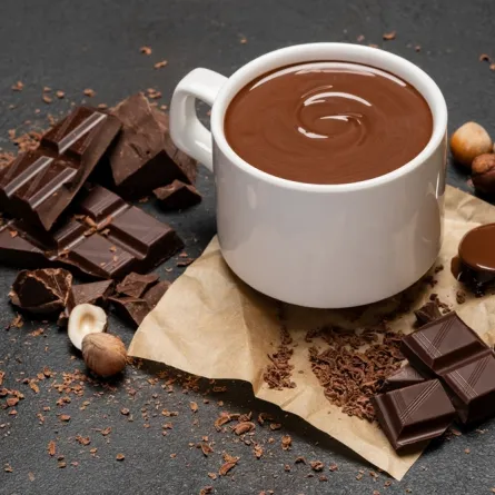 الشوكولاتة ملكة الحلوى المتوجة-