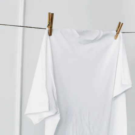 قميص قطني أبيض