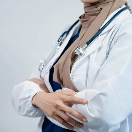  صورة تعبيرية  لمناسبة يوم المرأة الإماراتية - مصدر الصورة :elements envato by thichas