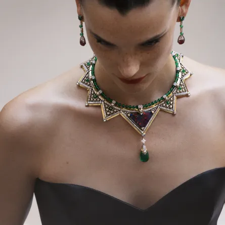 عقد من مجموعة Virtuosity من لويس فويتون هاي جولوري Louis Vuitton High Jewellery - الصورة من العلامة 