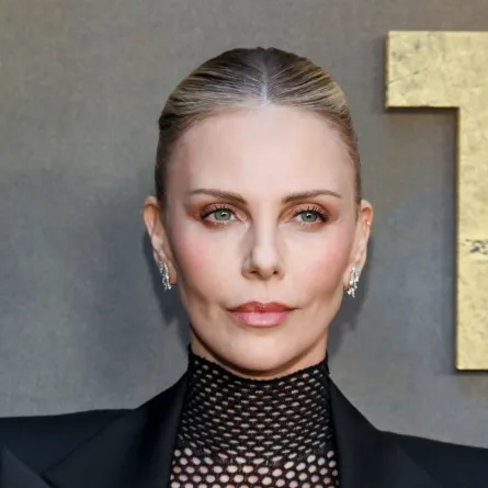 تشارليز ثيرون charlize theron