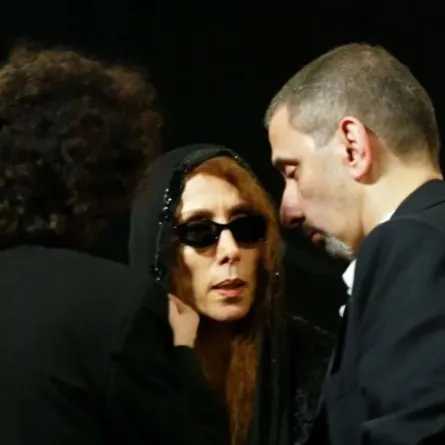 فيروز وابنها الموسيقار زياد الرحباني - الصورة من حساب فيروز على منصة X