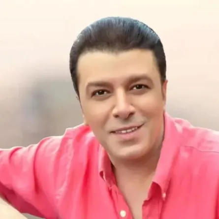 مصطفى كامل -  الصورة من صفحته على  إنستغرام