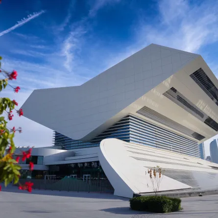 مكتبة محمد بن راشد. الصورة من وكالة الأنباء الإماراتية "وام"