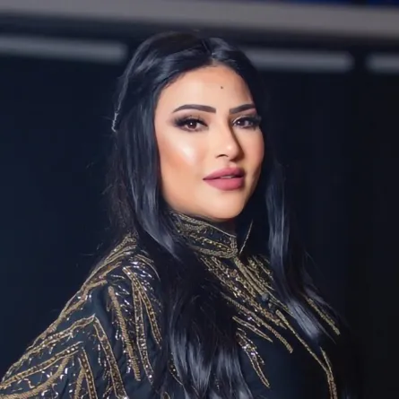 بدرية طلبة - الصورة من صفحتها على فيسبوك