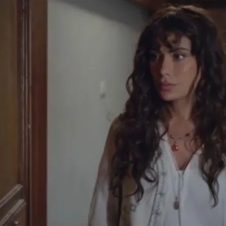 صبا مبارك- الصورة من المركز الإعلامي لمسلسل 220 يوم