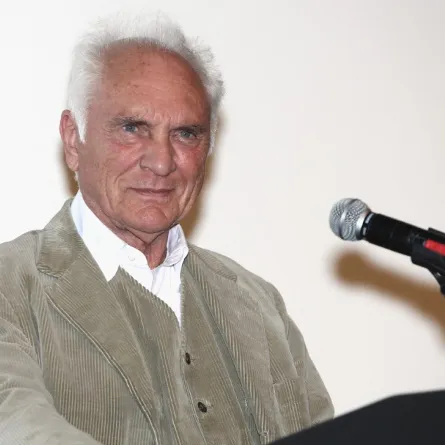 تيرينس ستامب في كاليفورنيا (Terence Stampin california). مصدر الصورة: ROBERT BENSON / GETTY IMAGES NORTH AMERICA / Getty Images via AFP