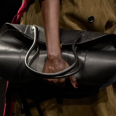 حقيبة من نينا ريتشي Nina Ricci - الصورة من Launchmetrics/Spotlight ©