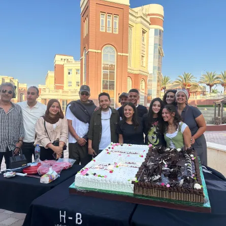 كواليس تصوير مسلسل ميدترم - الصورة من المركز الإعلامي للشركة المنتجة