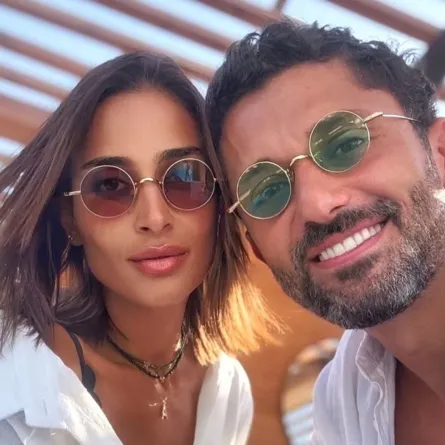 كريم محمود عبد العزيز وزوجته آن الرفاعي - الصورة من حسابه على إنستغرام