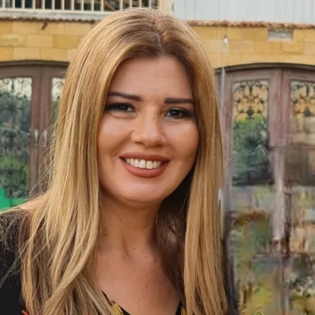 رانيا فريد شوقي- الصورة عبر حسابها الخاص بالفيسبوك