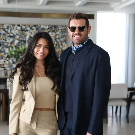 عمرو يوسف وأسماء جلال من فيلم السلم والثعبان.. لعب عيال- الصورة من الشركة المنتجة