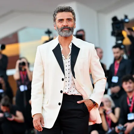 أوسكار إسحاق Oscar Isaac, مهرجان فينيسيا 2025 (مصدر الصورة: Earl Gibson III/Deadline via Getty Images)