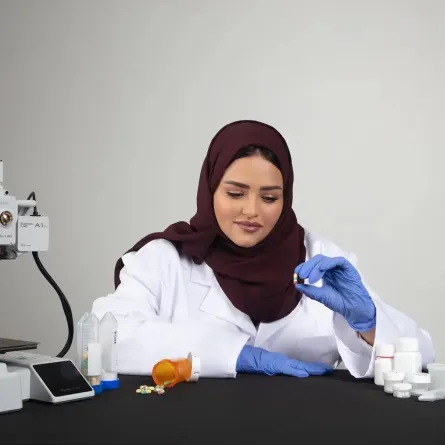 الدكتورة أمل عباس