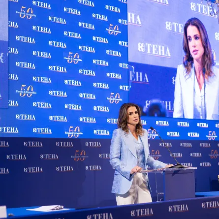 الملكة رانيا العبد الله- الصورة من الديوان الملكي 