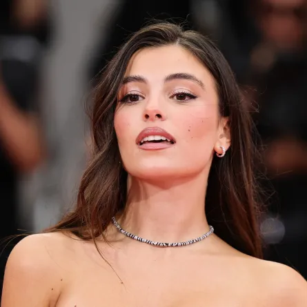 الممثلة الإيطالية غيليا إيزو Guilia Izzo في مهرجان فينيسيا السينمائي 2025 (مصدر الصورة: Theo Wargo/Getty Images)