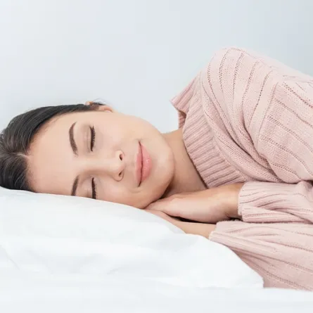 شابة نائمة- صورة تعبيرية