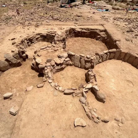 اكتشاف أقدم مستوطنة معمارية بالجزيرة العربية  - الصورة من واس