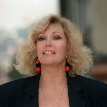 كيم نوفاك Kim Novak – مصدر الصورة MYCHELE DANIAU / AFP