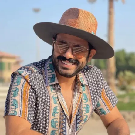 عبد الله بوشهري - الصورة من صفحته على إنستغرام