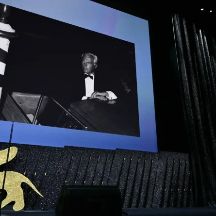 إيمانويلا فانيلي Emanuela Fanelli، من حفل توزيع جوائز مهرجان فينيسيا السينمائي 2025. مصدر الصورة: Tiziana FABI / AFP