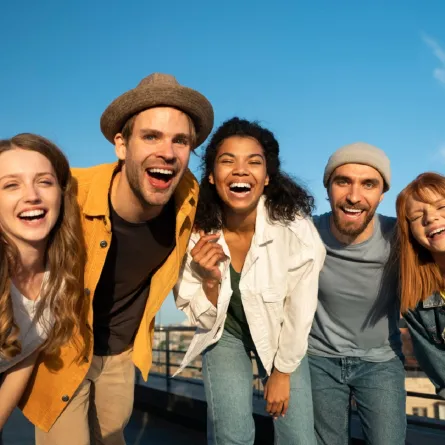 أبراج تحب أن تجعل الآخرين سعداء