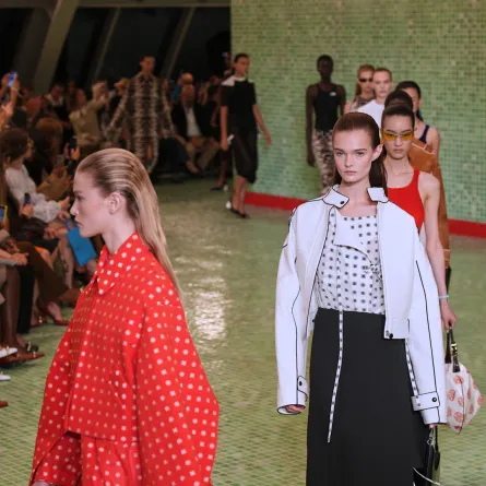 إطلالة من توري بورش Tory Burch - الصورة من Launchmetrics/Spotlight ©