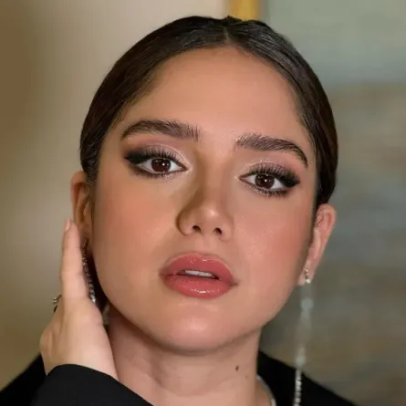 رنا رئيس- الصورة عبر حسابها بالفيسبوك