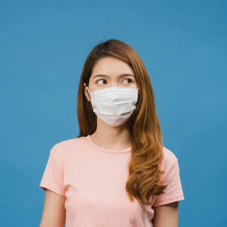 الالتزام بالكمامة يقلل من انتشارالعدوى-المصدرfreepik