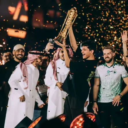 فريق Falcons توّج رحلته بحفل ختامي أسطوري في كأس العالم للرياضات الإلكترونية 2025