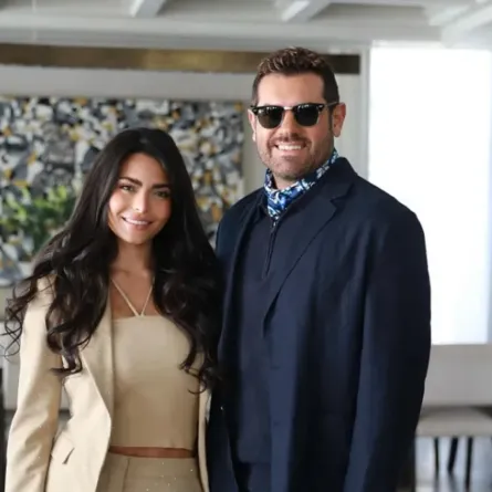 عمرو يوسف وأسماء جلال من فيلم "السلم والثعبان.. لعب عيال" - الصورة من الشركة المنتجة