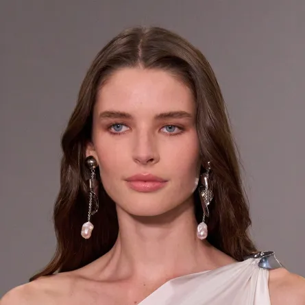 الوقت المثالي لتنظيف البشرة يومياً 